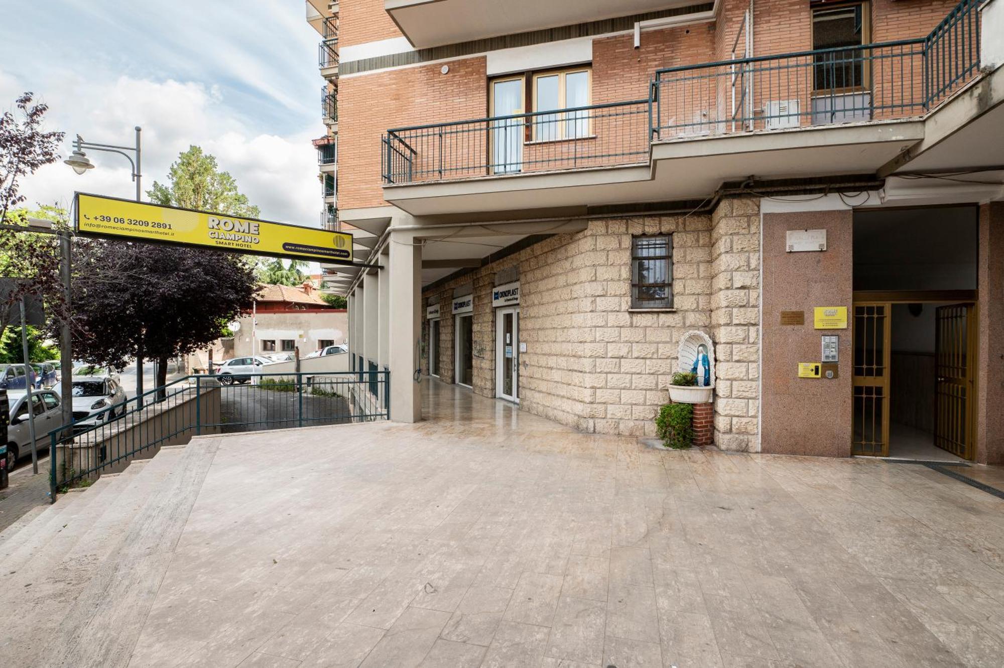 Rome Ciampino Smart Hotel Eksteriør bilde